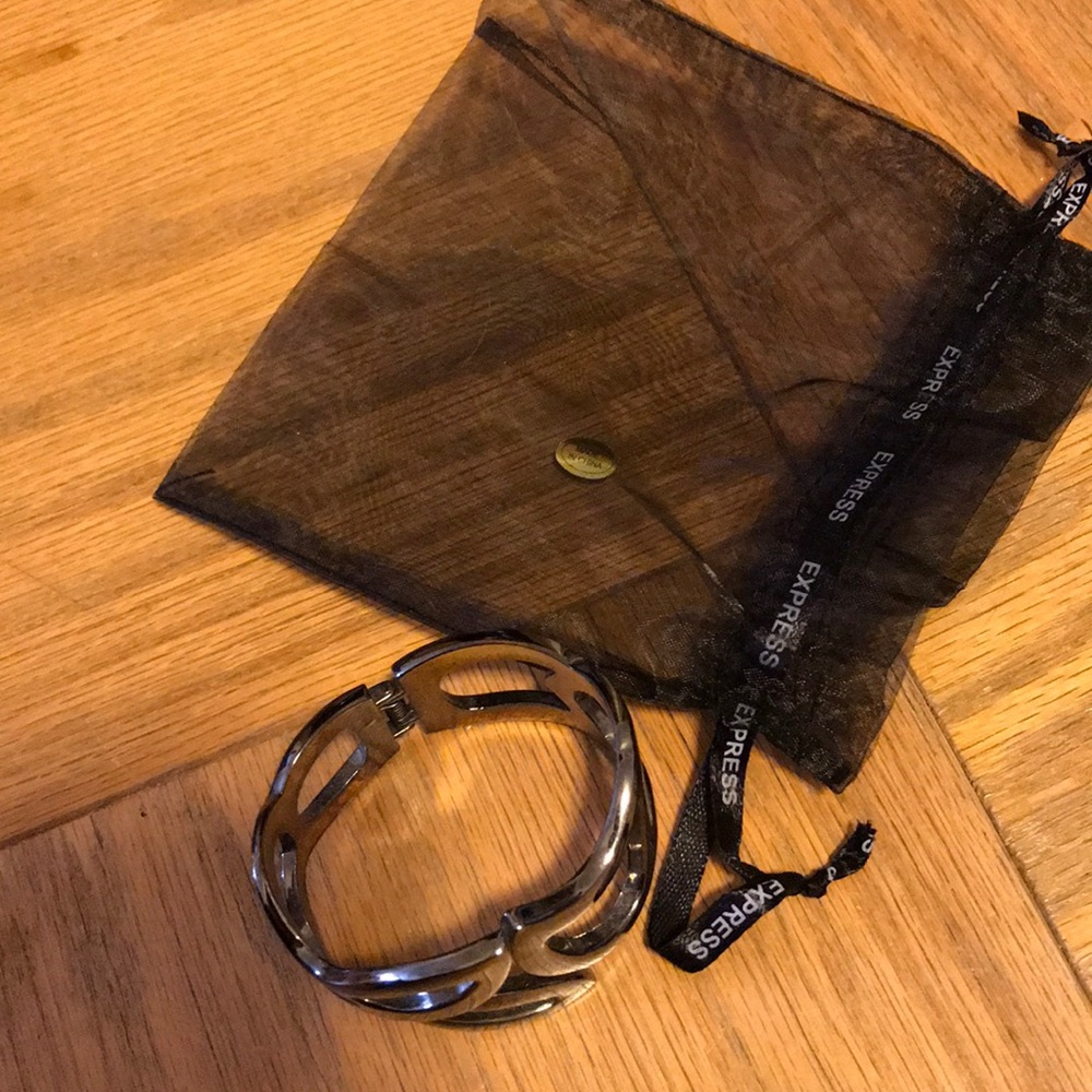 Women’s Cuff Bracelet